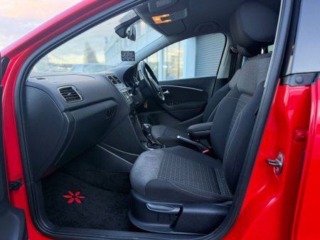 2017 Volkswagen Polo 1.2 TSI 5DR 90HP Allstar DSG €12,990 thumbnail