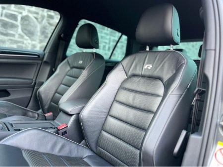 2018 Volkswagen Golf 2.0 R 4MOTION 310PS 5DR A AUTO €28,950 thumbnail