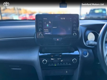 2023 Toyota Yaris Cross - thumbnail 9