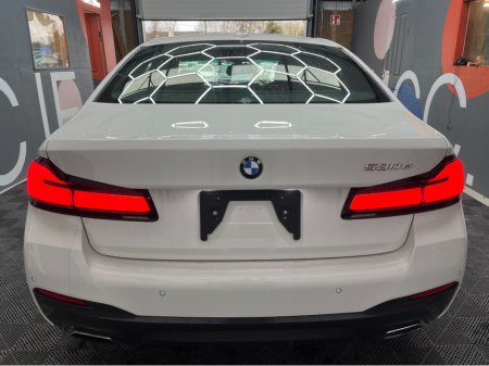 2021 BMW 5 Series €35950 2021 BMW 530E M-SPORT EDITION JOY+ 2.0 AUTOMATIC / CRUISE CONTROL / 360° PARKING CAMERA / ELECTRIC MEMORY & HEATED SEATS / PADDLE SHIFTERS / APPLE CARPLAY / AMBIENT LIGHTS / HEATED REAR SEAT €35,950 thumbnail