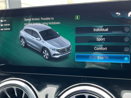 2021 Mercedes-Benz EQA - thumbnail 28