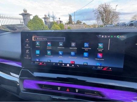 2024 BMW 5 Series - thumbnail 26