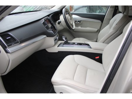 2016 Volvo XC90 D4 MOMENTUM GT 5DR AUTO €22,950 thumbnail