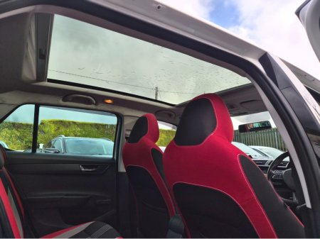 2017 Skoda Fabia MONTE CARLO 1.2 TSI Panoramic Roof thumbnail