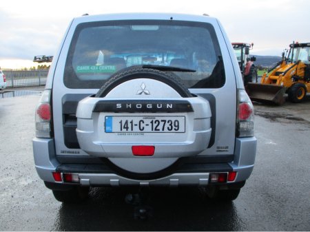 2014 Mitsubishi Pajero 3.2 DID SWB COMM 4WORK SG2 197BHP €20,995 thumbnail