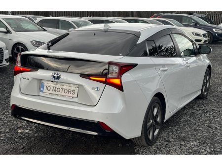 2021 Toyota Prius - thumbnail 6