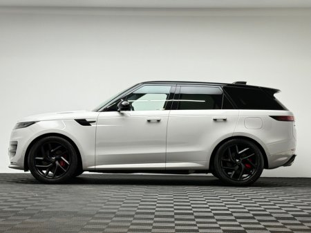2026 Land Rover Range Rover Sport 261 (2026) RANGE ROVER SPORT EDITION €137,990 thumbnail