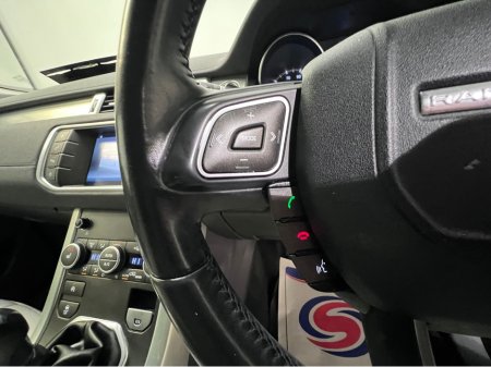 2017 Land Rover Range Rover Evoque 2.0 ED4 SE 2WD 150BHP 5DR €15,700 thumbnail