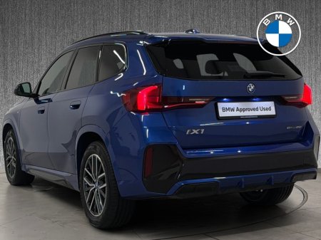 2025 BMW iX1 - thumbnail 2