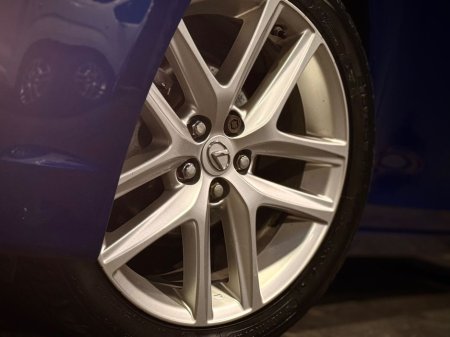 2015 Lexus CT 200 h - thumbnail 19