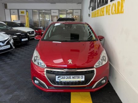 2018 Peugeot 208 - photo 2