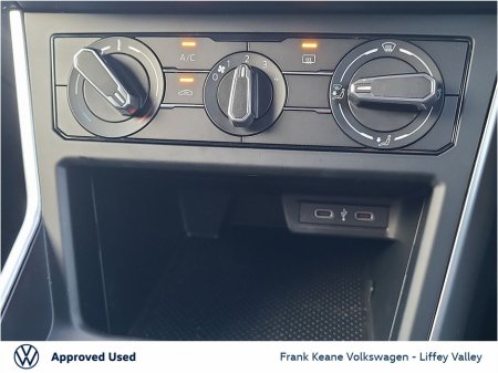 2025 Volkswagen Polo EDITION 75 1.0TSI 95HP M5F *PURE WHITE* *PRIVACY GLASS* *REAR VIEW CAMERA* *CARPLAY* *PCP FINANCE AVAILABLE* €23,995 thumbnail