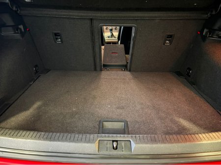 2014 Volkswagen Golf - thumbnail 24