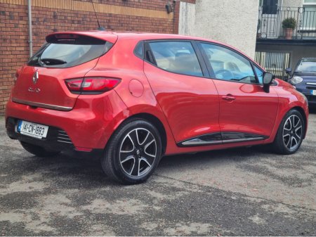 2014 Renault Clio - thumbnail 10