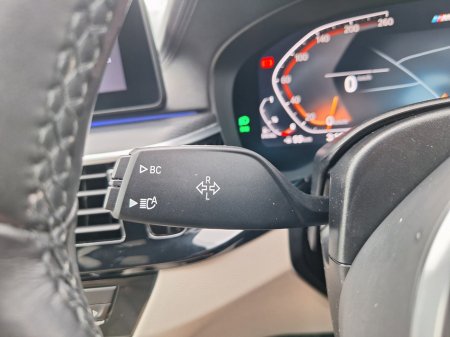 2023 BMW 5 Series - thumbnail 34