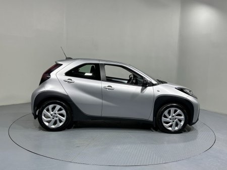2022 Toyota Aygo X Pulse 1.0 Petrol €14,400 thumbnail