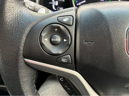 2014 Honda Fit - thumbnail 23