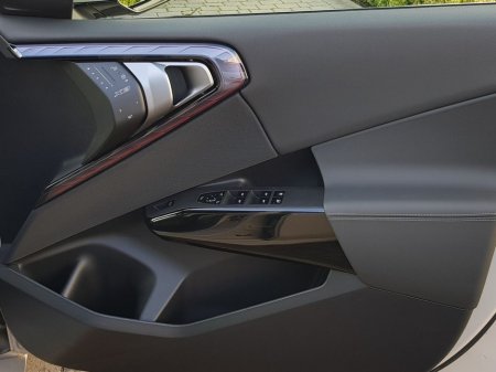 2026 BMW X3 xDrive30e M Sport thumbnail