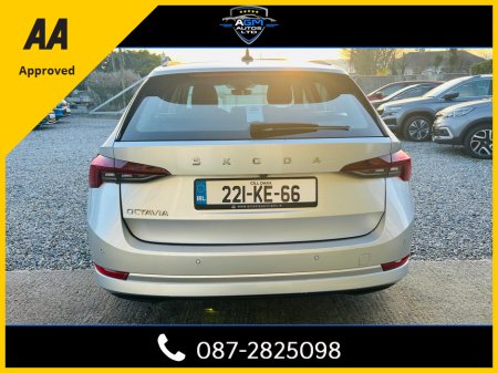 2022 Skoda Octavia - thumbnail 5