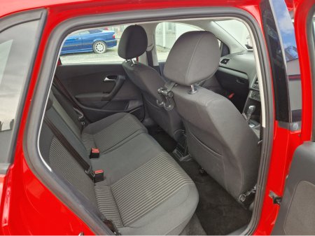 2012 Volkswagen Polo - thumbnail 18