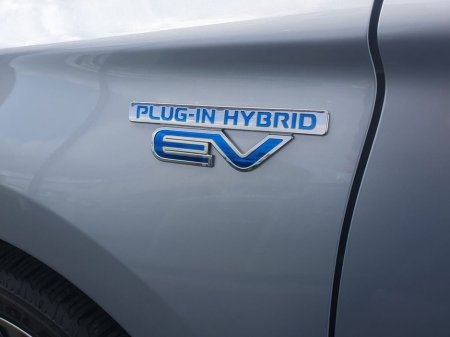 2017 Mitsubishi Outlander - thumbnail 27