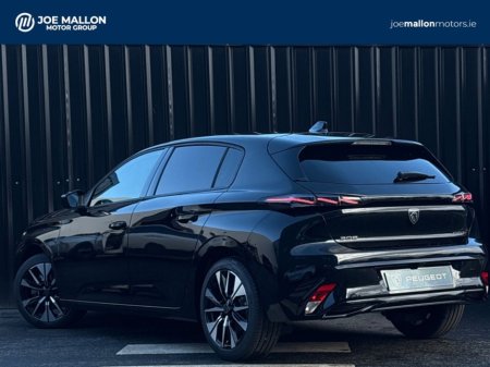 2026 Peugeot 308 Allure Hybrid €36,395