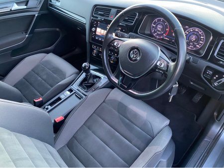2018 Volkswagen Golf HIGHLINE 1.6 TDI MANUAL 5SPEED 5DR 115HP 5 €15,995 thumbnail