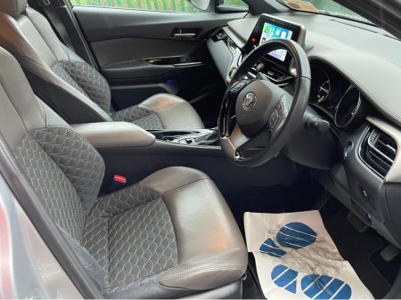 2023 Toyota C-HR 231 D HYBRID SOL  AUTO HIGH SPEC! €26,995 thumbnail