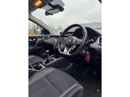 2019 Nissan Qashqai 1.7 DSL SV 4X4 VAN MY1 MY19 4DR €8,950