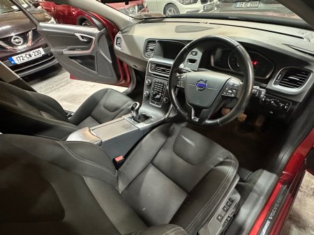 2016 Volvo V60 D4 (190hp) SE +Leather €10,888 thumbnail