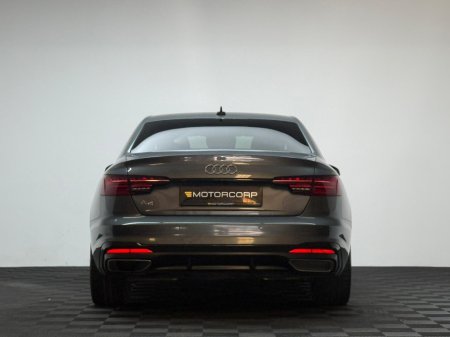 2021 Audi A4 - thumbnail 5