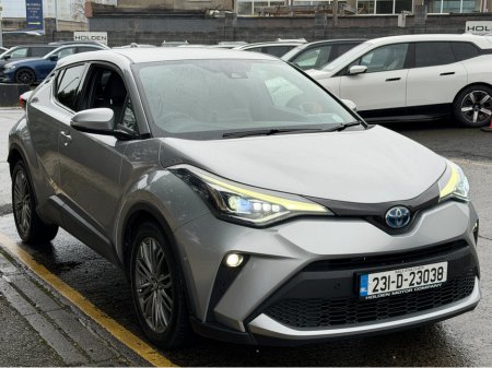 2023 Toyota C-HR HYBRID SOL..RAER CAMERA WITH PARK ASSIST €21,900 thumbnail