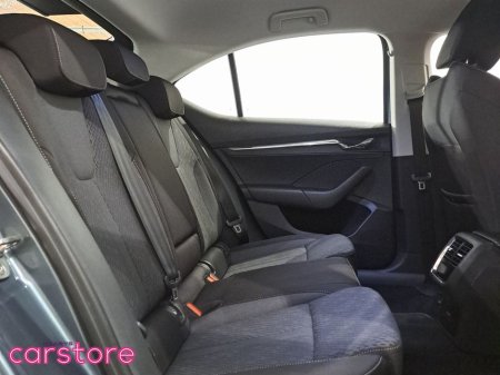 2021 Skoda Octavia - thumbnail 13