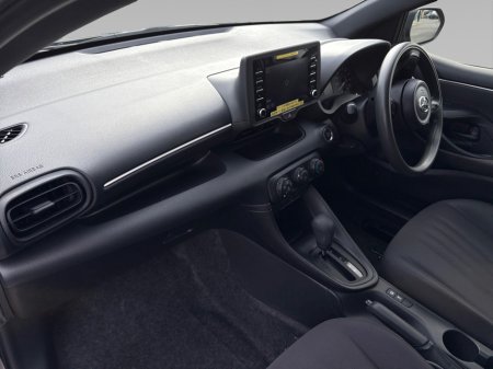 2020 Toyota Yaris - thumbnail 10