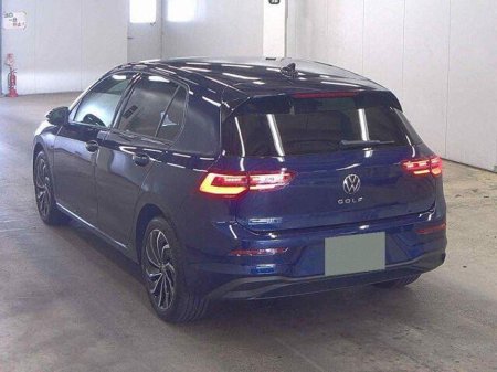 2024 Volkswagen Golf 2.0 Diesel Automatic. Style Only 8000Kms €33,950 thumbnail