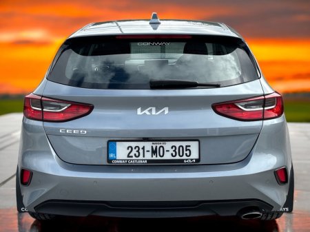 2023 Kia Ceed 1.6 Diesel, 5 door hatch. €19,500