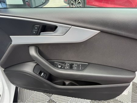 2017 Audi A4 - thumbnail 28