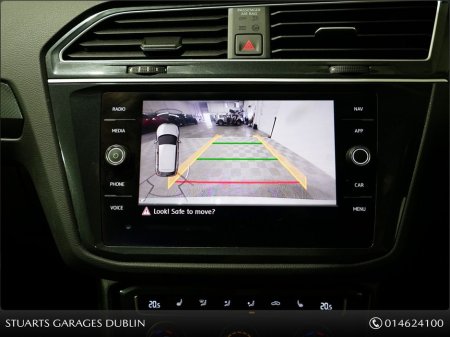 2020 Volkswagen Tiguan - thumbnail 16