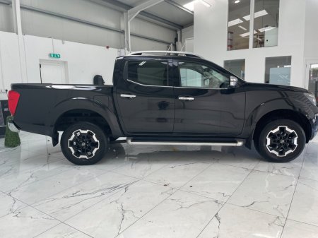 2020 Nissan Navara - photo 2