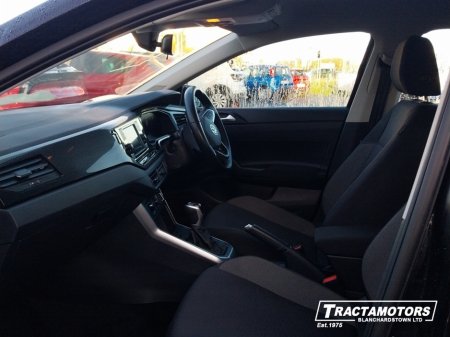 2024 Volkswagen Polo - view 4