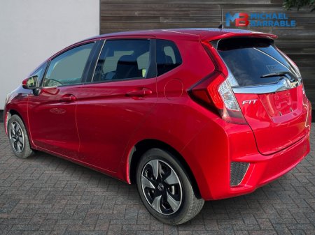 2016 Honda Fit 1.5L Petrol Hybrid Automatic €11,950 thumbnail