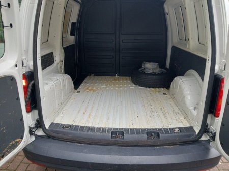 2019 Volkswagen Caddy - thumbnail 12