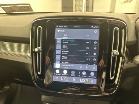 2026 Volvo EX40 - thumbnail 15