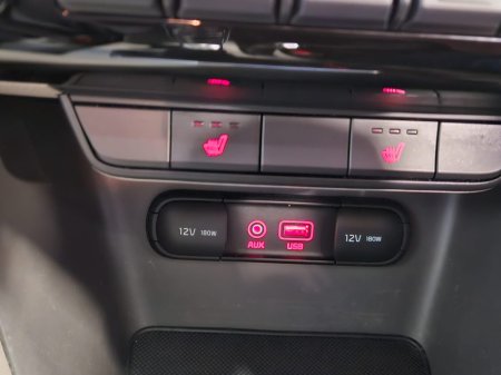 2018 Kia Sportage 1.7 PLATINUM S €16,950 thumbnail