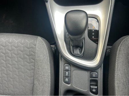 2023 Toyota Yaris Cross - thumbnail 11