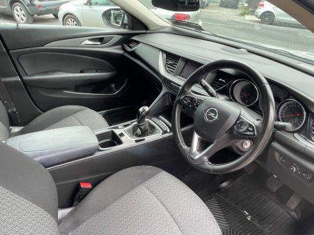 2021 Opel Insignia - thumbnail 5