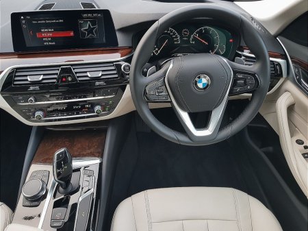 2019 BMW 5 Series 520d SE Auto €29,995 thumbnail