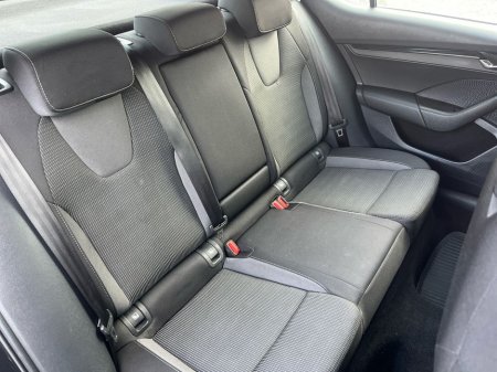 2023 Skoda Octavia - thumbnail 10