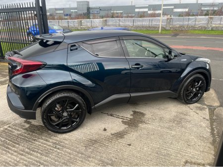 2019 Toyota C-HR 1.8 HYBRID AUTOMATIC HIGH SPEC €18,450 thumbnail