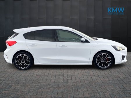 2022 Ford Focus ST-Line 1.0 MHEV 125BHP.. 18 Alloys and Camera €23,500